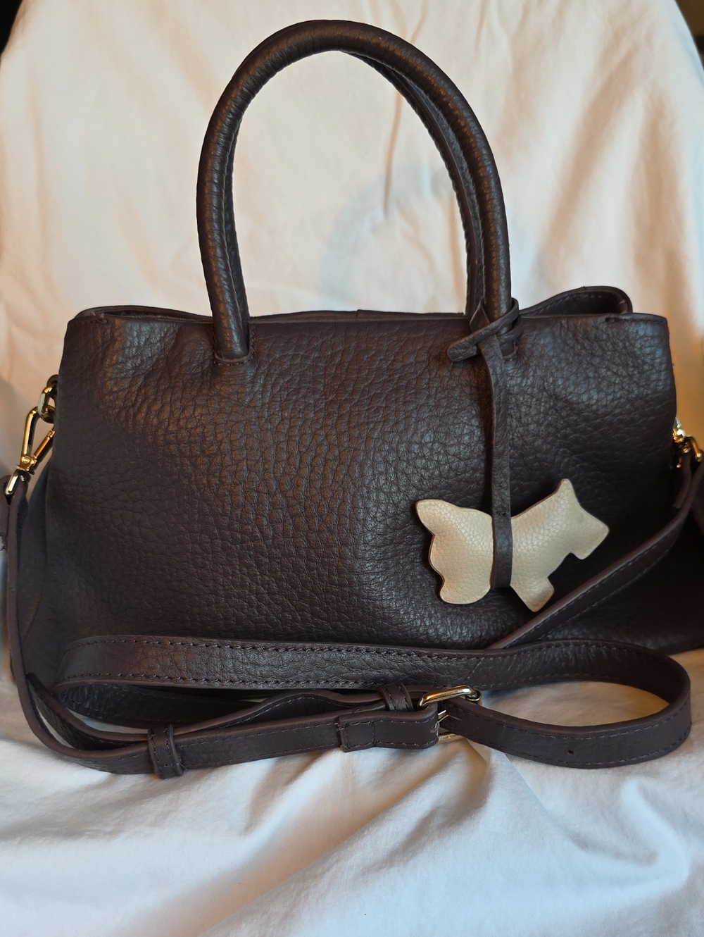 Classic Double Pocket W/zip Middle Pocket Hand Bag In Dark Plum. Crss Body Strp